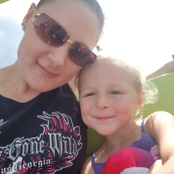 Meet your Posher, Ashley! - Picture 10 of 12